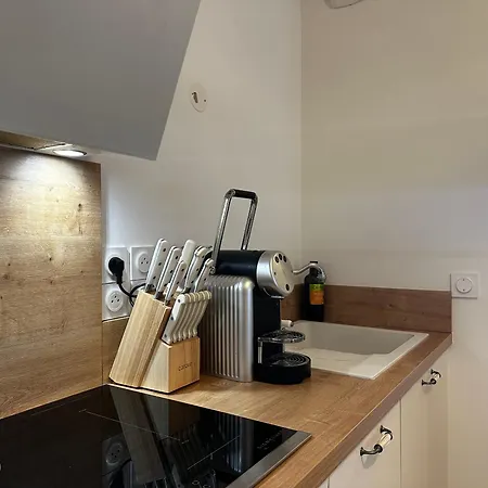 Et Apartment *